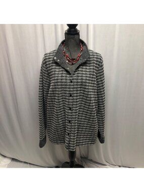 Villager Woman Liz Claiborne Jacket Size 3 Black White Striped Knit Snaps Comfy